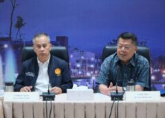 *** กมธ.การทหาร วุฒิสภา ลงพื้นที่เกี่ยวกับความสัมพันธ์และความมั่นคงตามแนวชายแดนภาคตะวันตก ปัญหาแรงงานต่างด้าว การหลบหนีเข้าเมือง ยาเสพติด รวมทั้งปัญหาความมั่นคงแบบองค์รวม ณ ศาลากลางจังหวัดระนอง จังหวัดระนอง ***