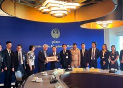 คณะกรรมาธิการการศึกษา การอุดมศึกษา วิทยาศาสตร์ วิจัยและนวัตกรรม วุฒิสภา ให้การต้อนรับสมาคมการค้าไทย – ซุ่นเต๋อ ในโอกาสการก่อตั้งสมาคมการค้าประจำประเทศไทย