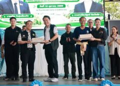 💦💚รมว.เกษตรฯ ลงพื้นที่ จ.กำแพงเพชร รับฟังปัญหาเกษตรกร เร่งจัดการน้ำ – กยท. ร่วมมอบถุงยังชีพ 320 ชุด เพื่อบรรเทาความเดือดร้อน🙋‍♂️🌳
